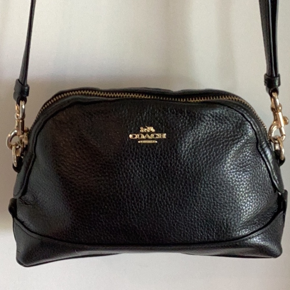 Coach Black Leather Dome Crossbody Bag Gem